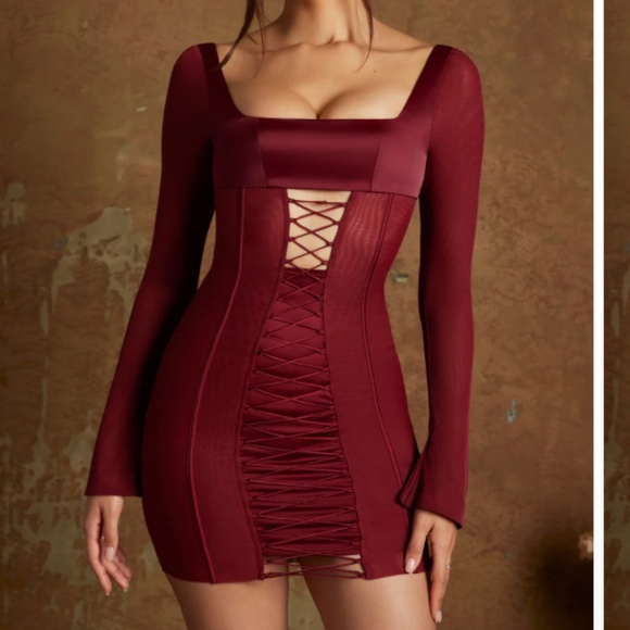 Deep red/ wine colored bodycon dress with long sleeves - Picture 1 of 5